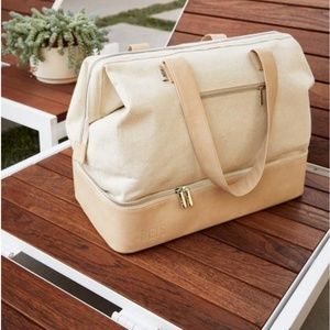 Beis Weekender Bag